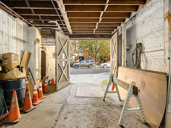 5th image of 282 6th St #1
