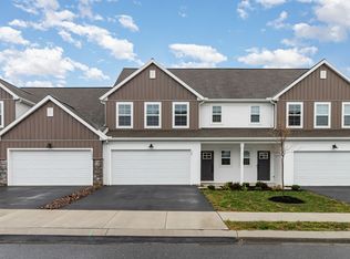 7870 Briarwood Dr, Harrisburg, PA 17112