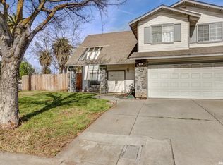 100 S Hartley St, Patterson, CA 95363