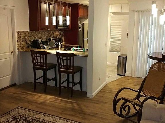 4th image of 7500 Parkway Dr Unit 206