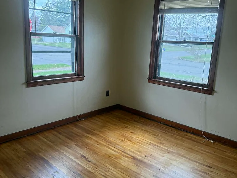 124 Lester St #124 — Photo 18
