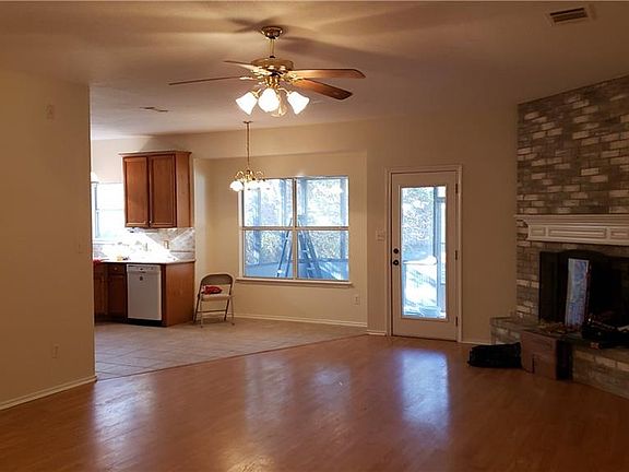 4th image of 1801 Dublin Dr