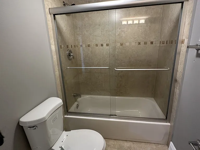 2841 N Oakland Forest Dr #207 — Photo 19