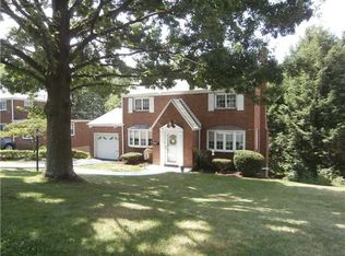 4712 Rolling Hills Rd, Pittsburgh, PA 15236