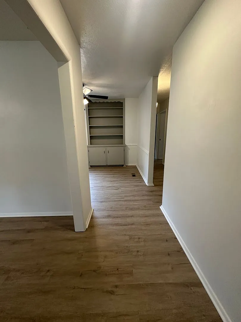 6 Raliegh Cir — Photo 2