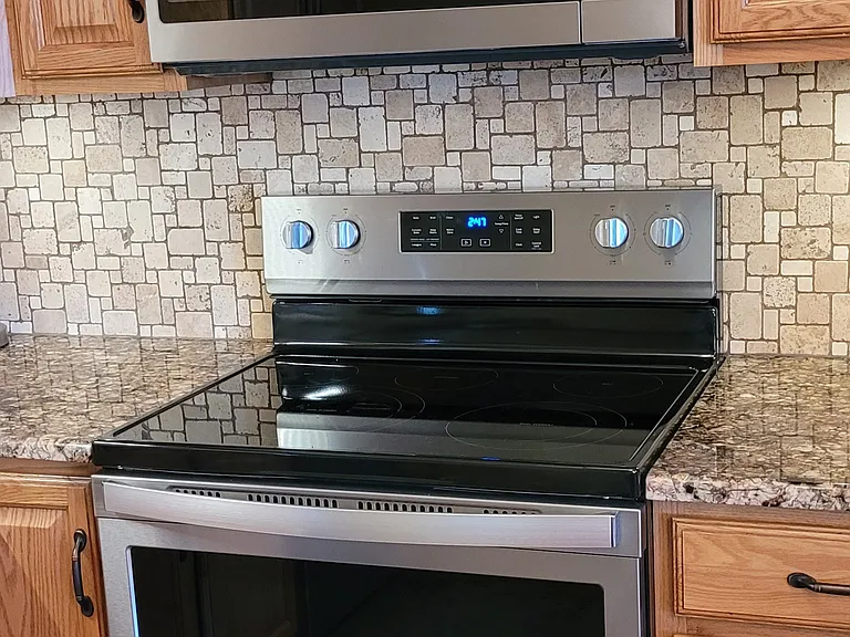 711 N Stackman Dr #D — Photo 17