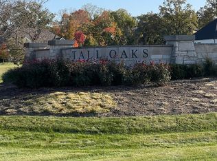 165 Winding Hill Dr, Elgin, IL 60124