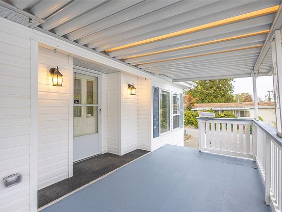 3rd image of 2850 Stautw Rd #601