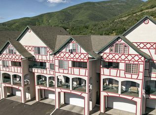1057 Oberland Dr, Midway, UT 84049
