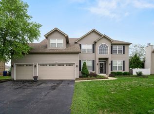948 Hayden Dr, Yorkville, IL 60560