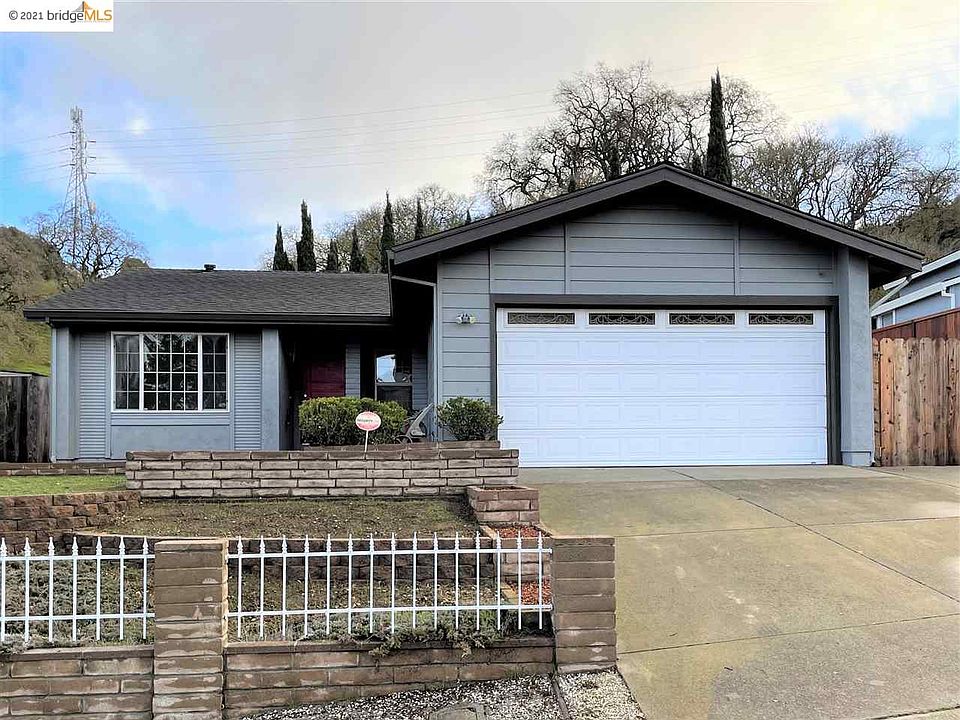 1st image of 514 Falcon Way