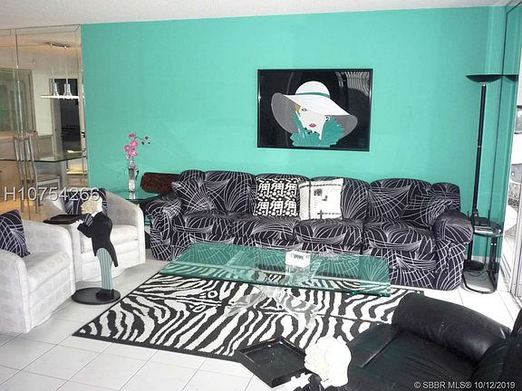 5th image of 361 S Hollybrook Dr APT 201