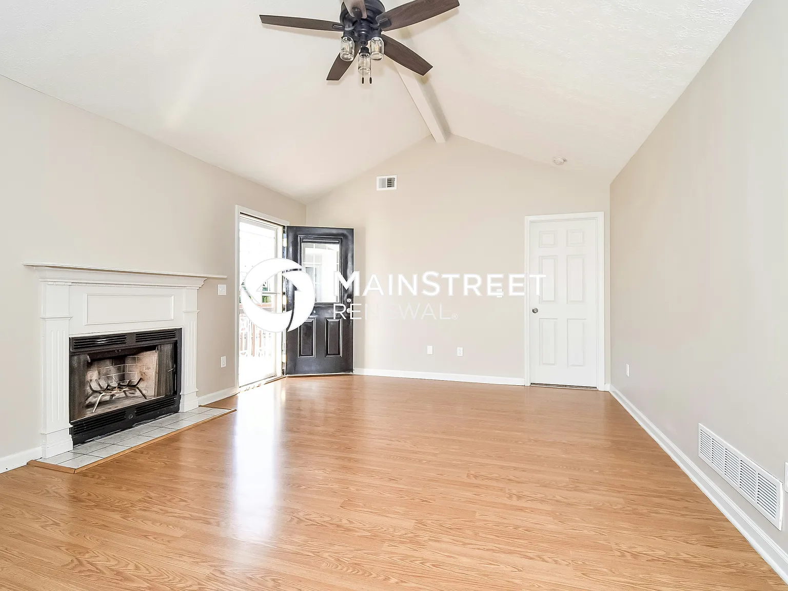 10111 Greenfield Woods Circle — Photo 4