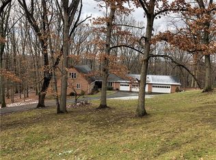 433 Munntown Rd, Eighty Four, PA 15330