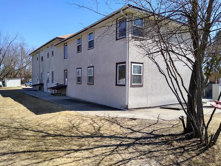Alpine Apartments — Photo 9