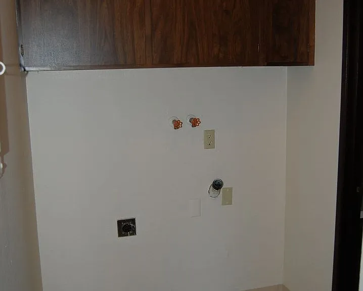 8775 SW Locust St #1-14 — Photo 10