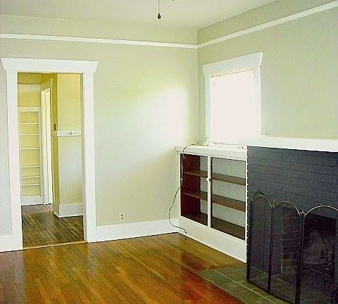 3rd image of 217 N Bean Ave