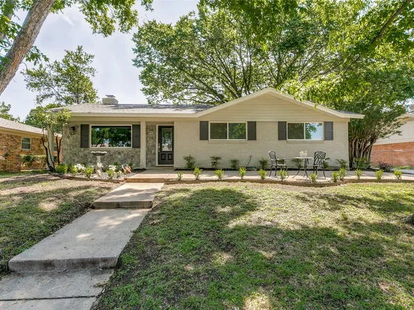 1016 Livingston Dr, Hurst, TX 76053