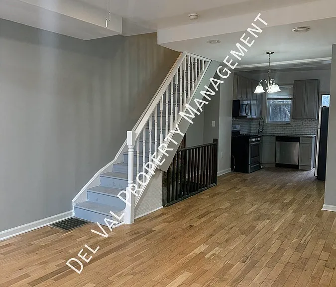 3104 Hurley St — Photo 4