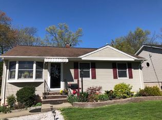 117 Edgewood Ave, Colonia, NJ 07067