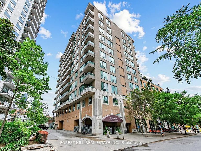70 Alexander St #804 — Photo 1