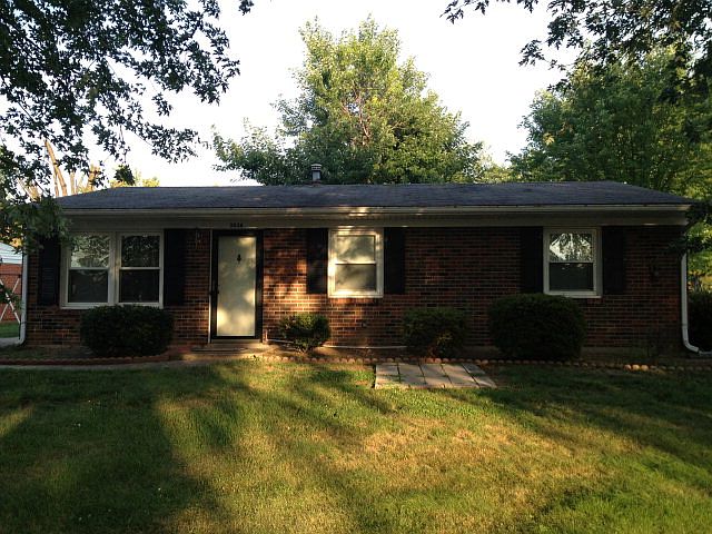 1st image of 3036 Yosemite Dr