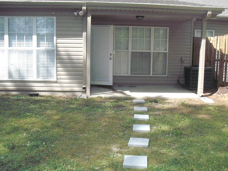 554 Cahaba Manor Dr — Photo 15