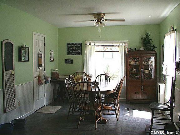 5th image of 2 Walnut St