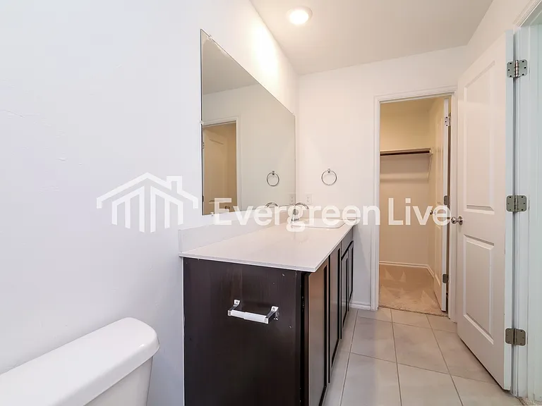 10909 SW 23rd Pl — Photo 10