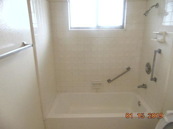 5th image of 29009 Thornhill Dr