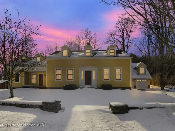 1625 Wrighter Lake Rd, Thompson, PA 18465