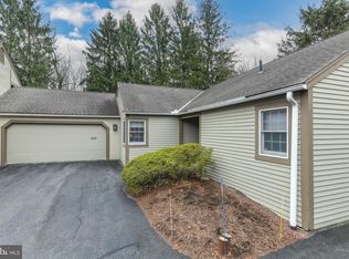 1903 Meadow Ln, Wyomissing, PA 19610