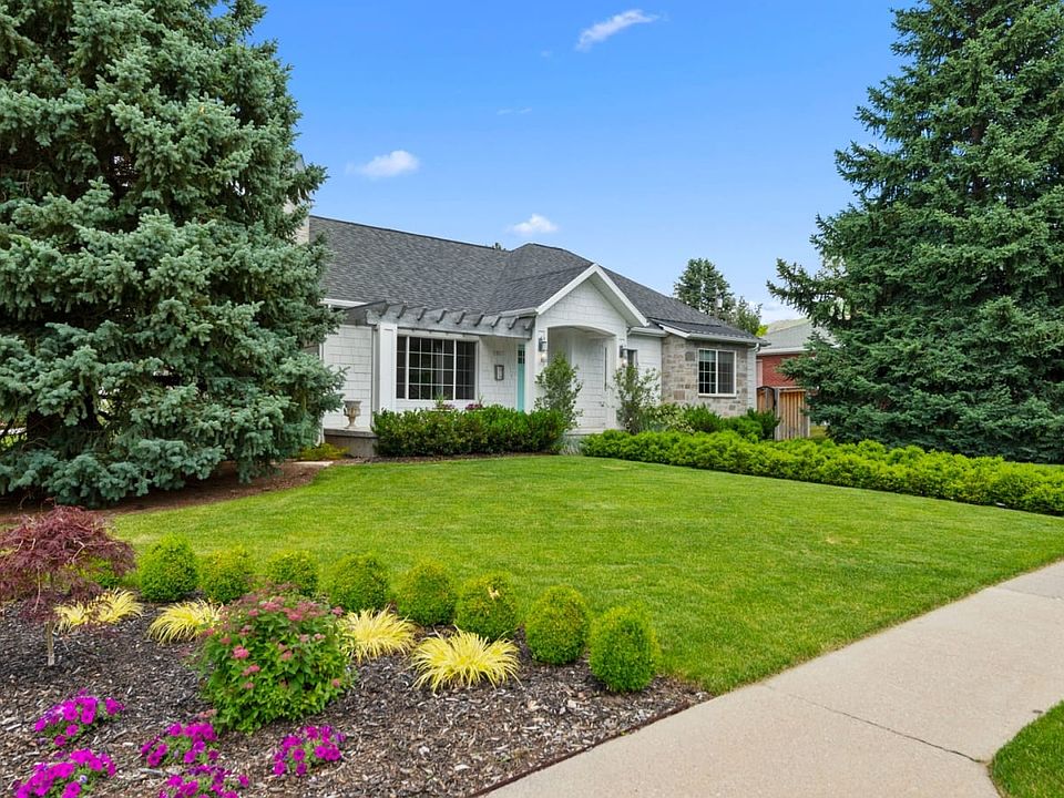 1st image of 2517 E Hillside Cir