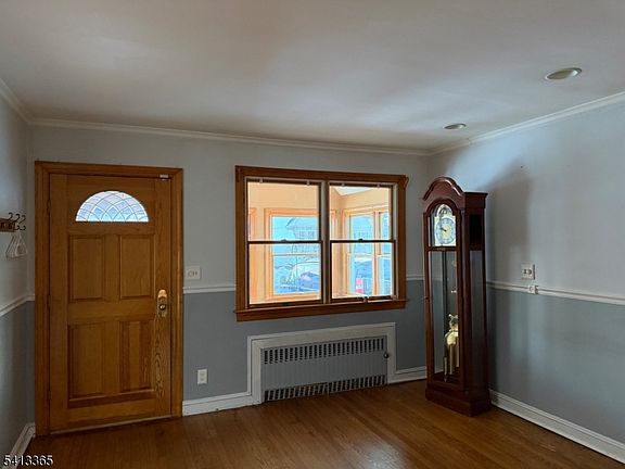 5th image of 2255 Morrison Ave