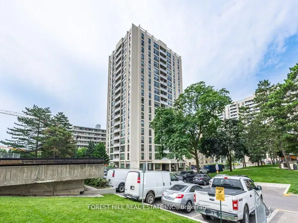 141 Lyon Ct #1201, Toronto, ON M6B 3H2