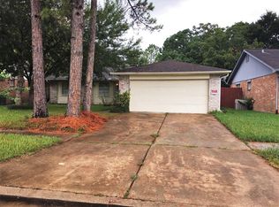 9922 Kent Towne Ln, Sugar Land, TX 77498