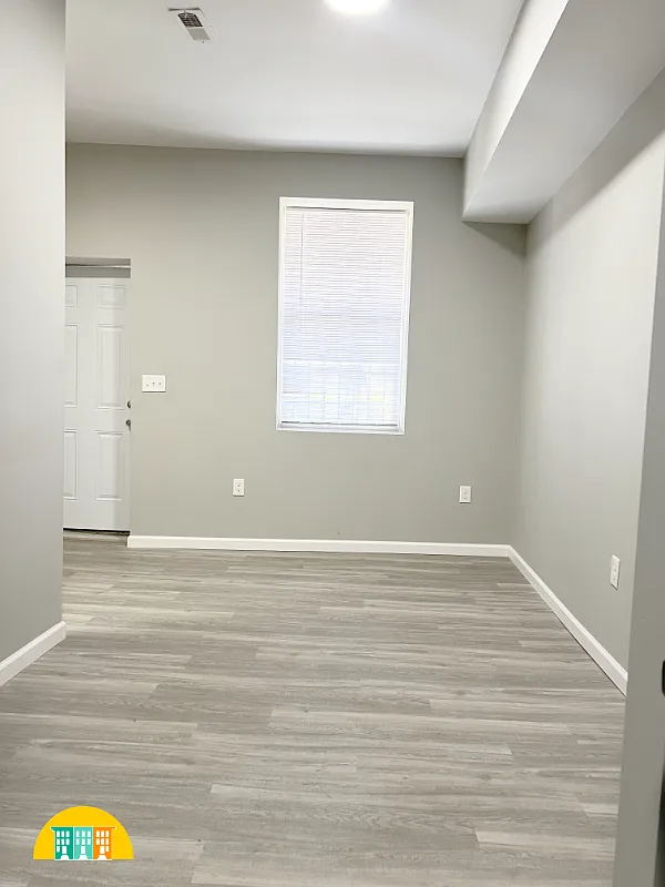 3 bed, 1500 sqft, $1,650 — Photo 2