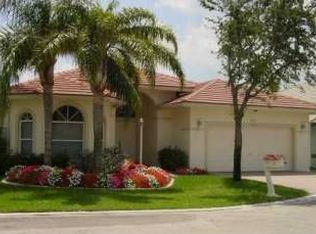 11750 SW 12th St, Pembroke Pines, FL 33025