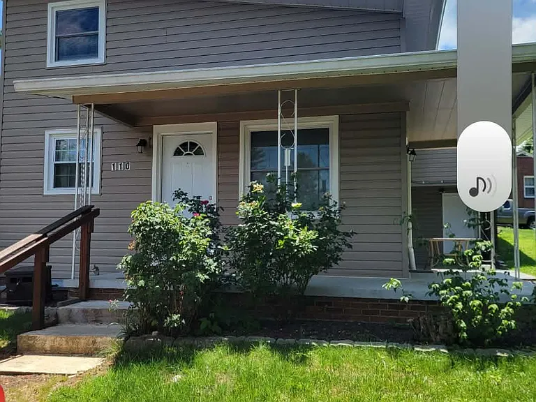 110 Hawthorne Ln — Photo 30