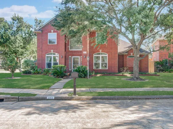 103 Esplanade Pl, Stafford, TX 77477
