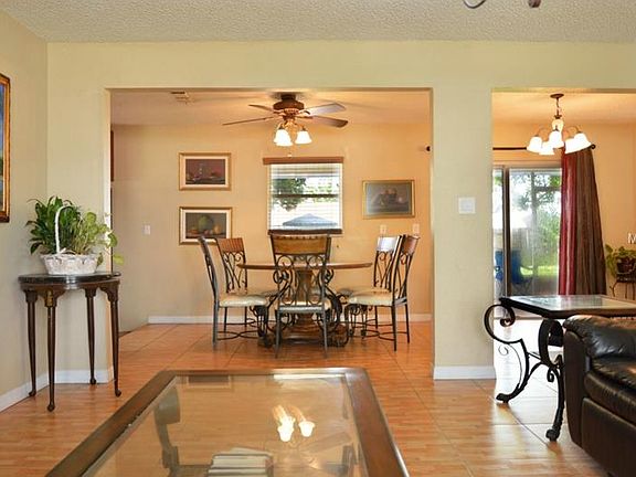 4th image of 7818 Killian Dr