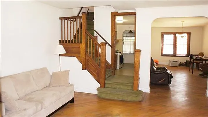 Sold by Mark David | media 25