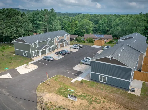 Midway Townhome, 400 Monroe Ct NW #8973651c3, Christiansburg, VA 24073