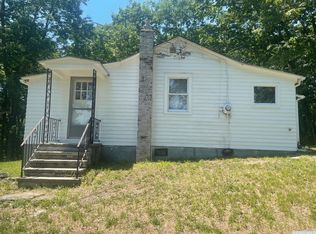 241 Snyderville Rd, Elizaville, NY 12523