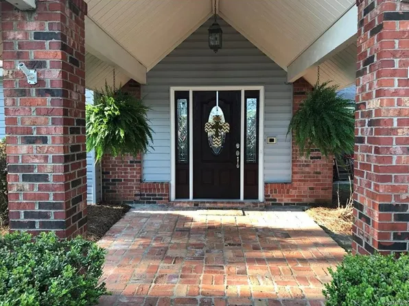 831 Willow Springs Rd, Wetumpka, AL 36093