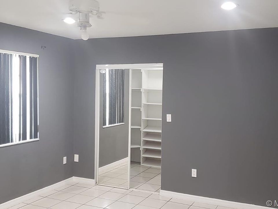 1st image of 3001 SW 117th Ave #0