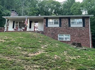 100 Middlebury Rd, Oak Ridge, TN 37830