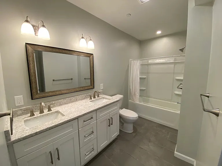 43 Monmouth St #3 — Photo 13