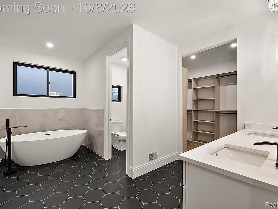 6675 College Park, photo 24