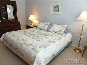4th image of 1 Carlyle Pl